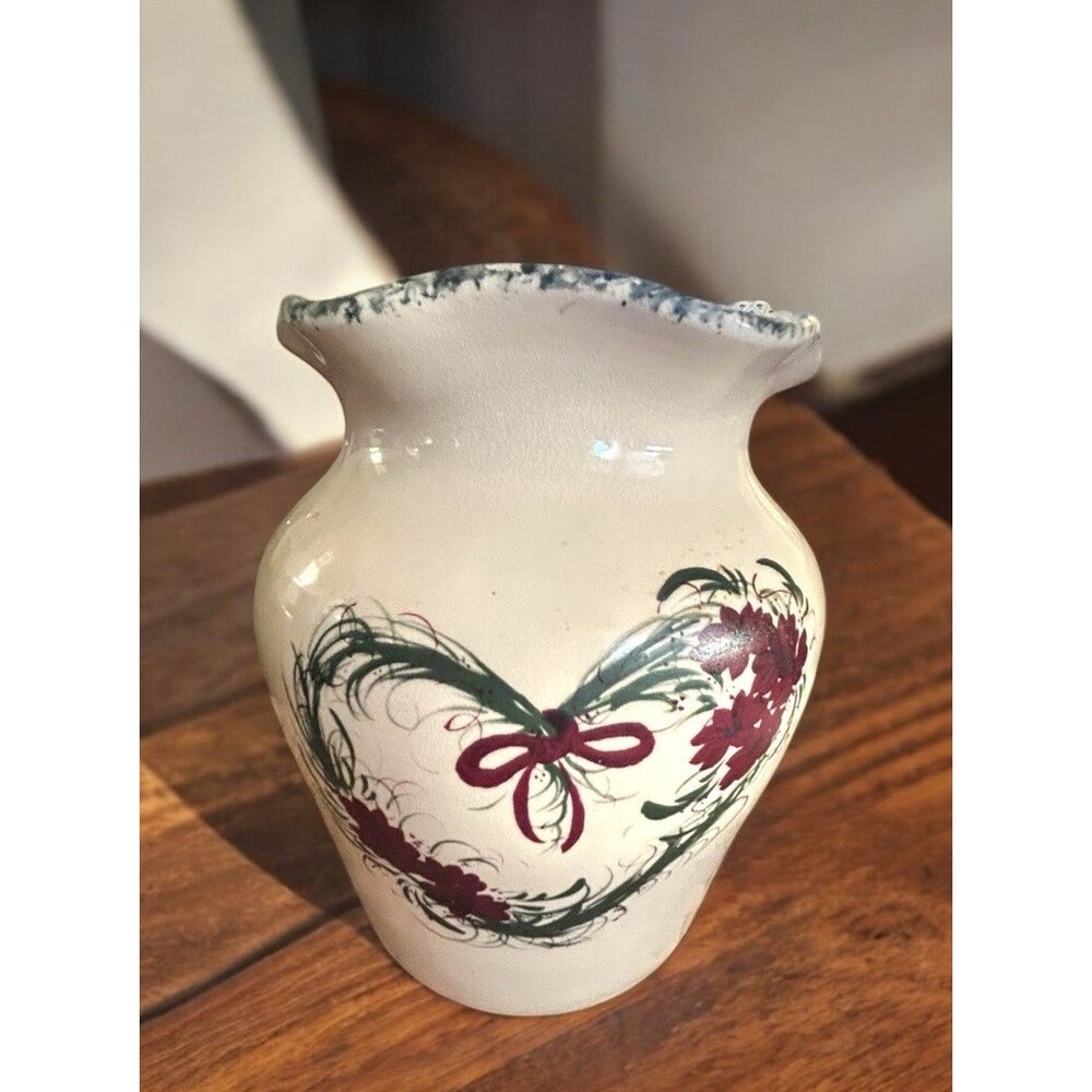 Casey Art Pottery Ruffled Vase  Heart Wreath 8" Hand Painted Made in USA Vtg